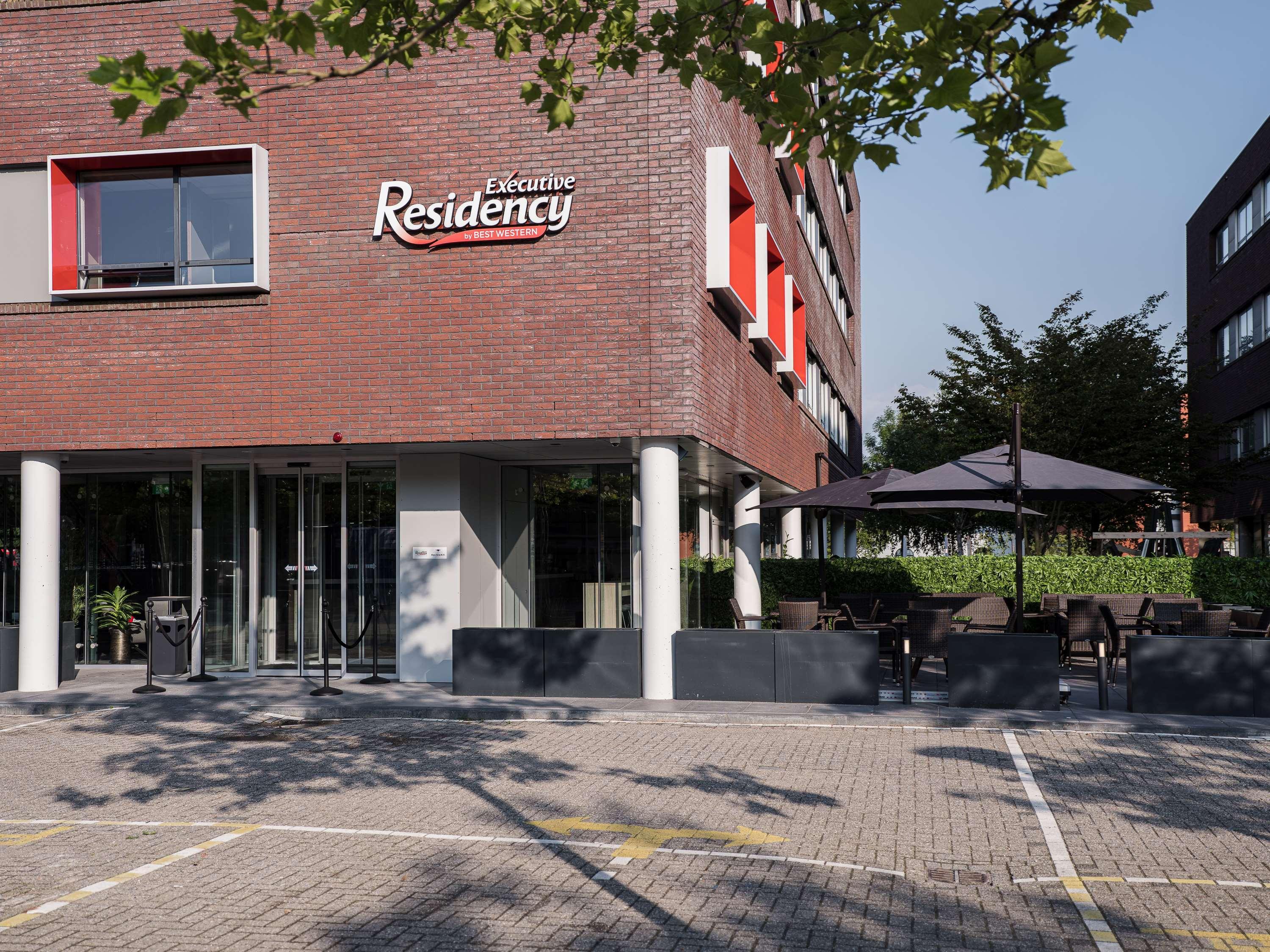 Executive Residency By Best Western Amsterdam Airport Hoofddorp Bagian luar foto